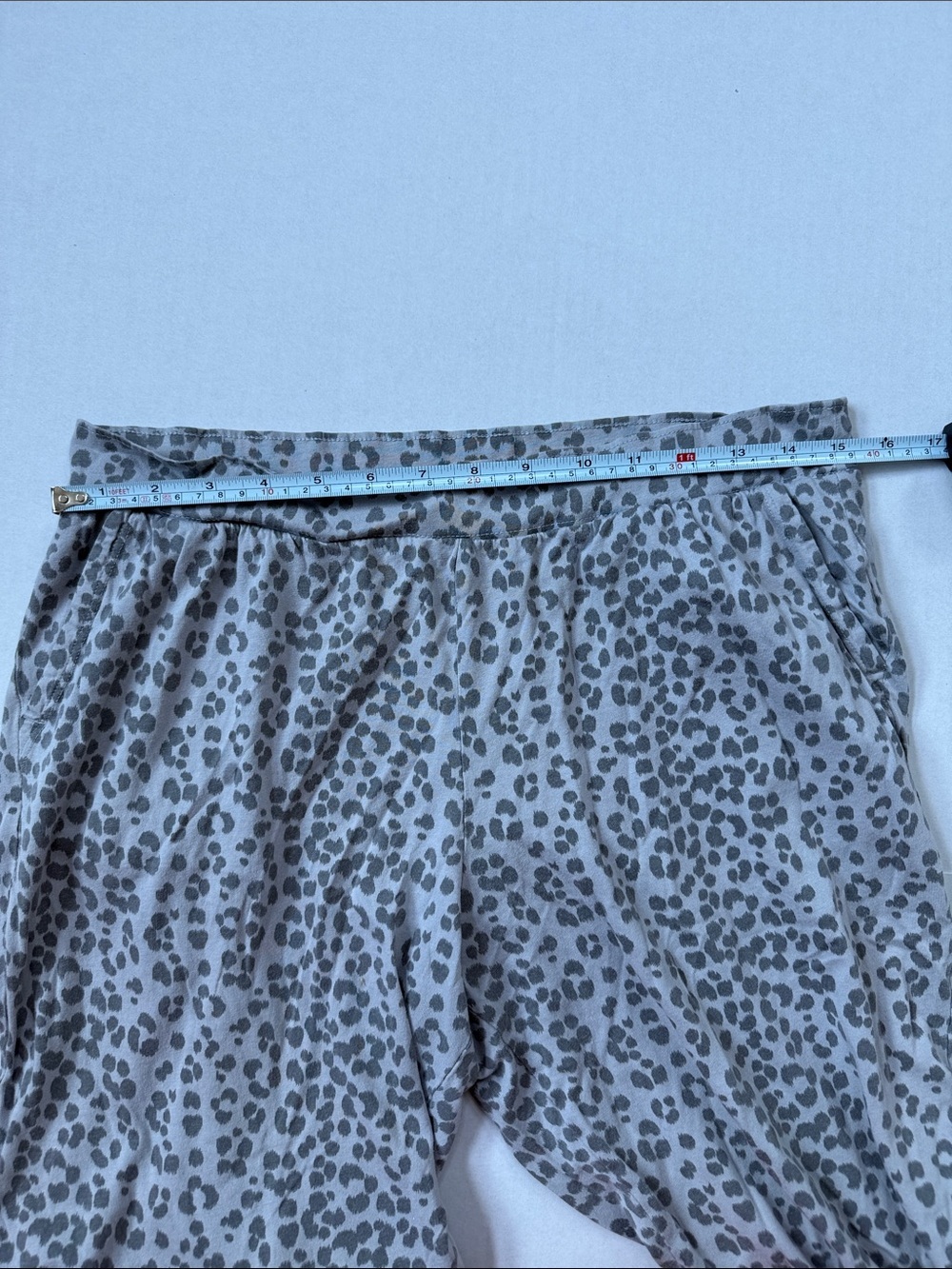 Gap Body Pajama Jogger Animal Print Gray size Medium - Picture 7 of 9